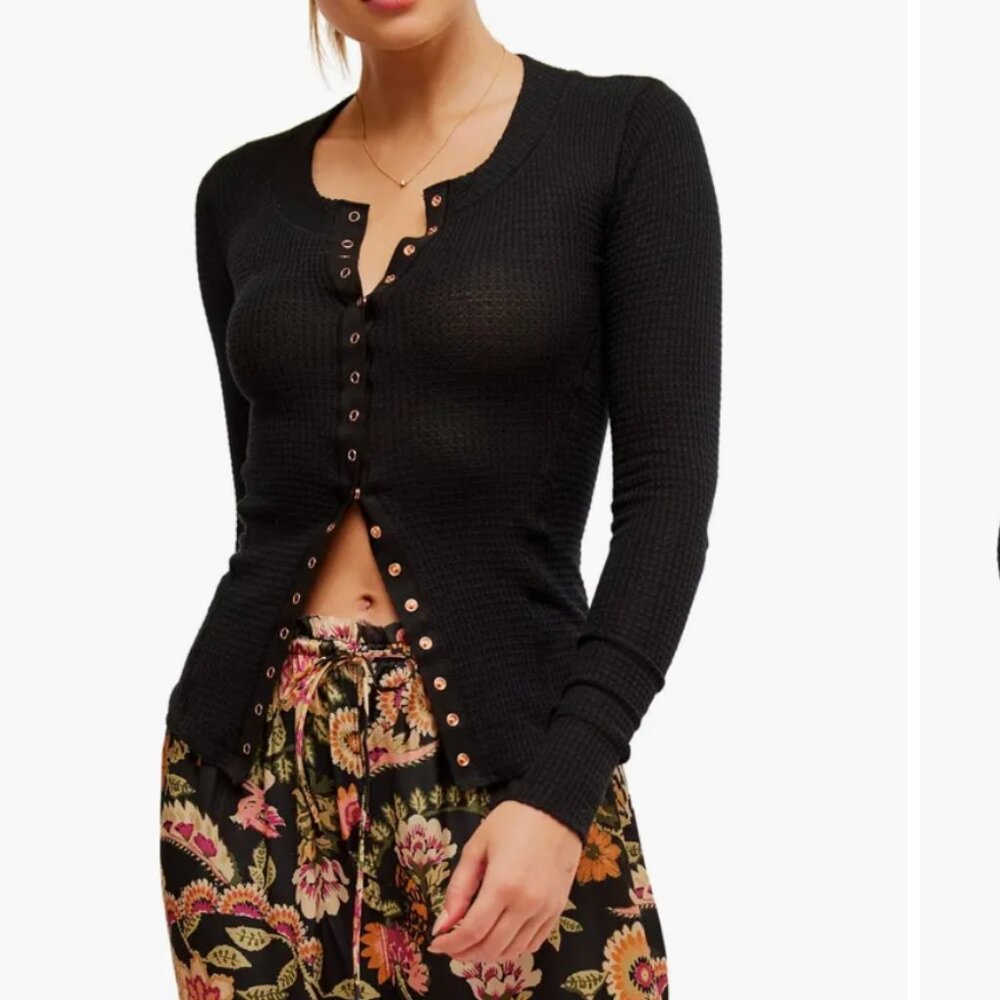 Free people black going places thermal cardi top XL